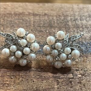 Elegant Faux Pearl and Silver Rhinestone Cluster Screw Earrings